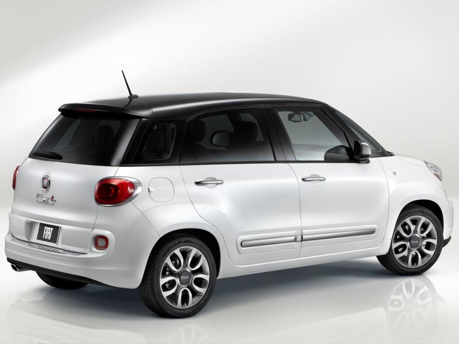  Fiat 500L 2013 года  (US) (фото 25 из 40)